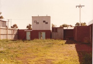 Mt Magnet Drive in RM 1986 002