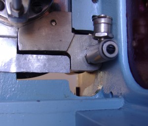 Operating side view showing the Oiler and frame mounting bracket